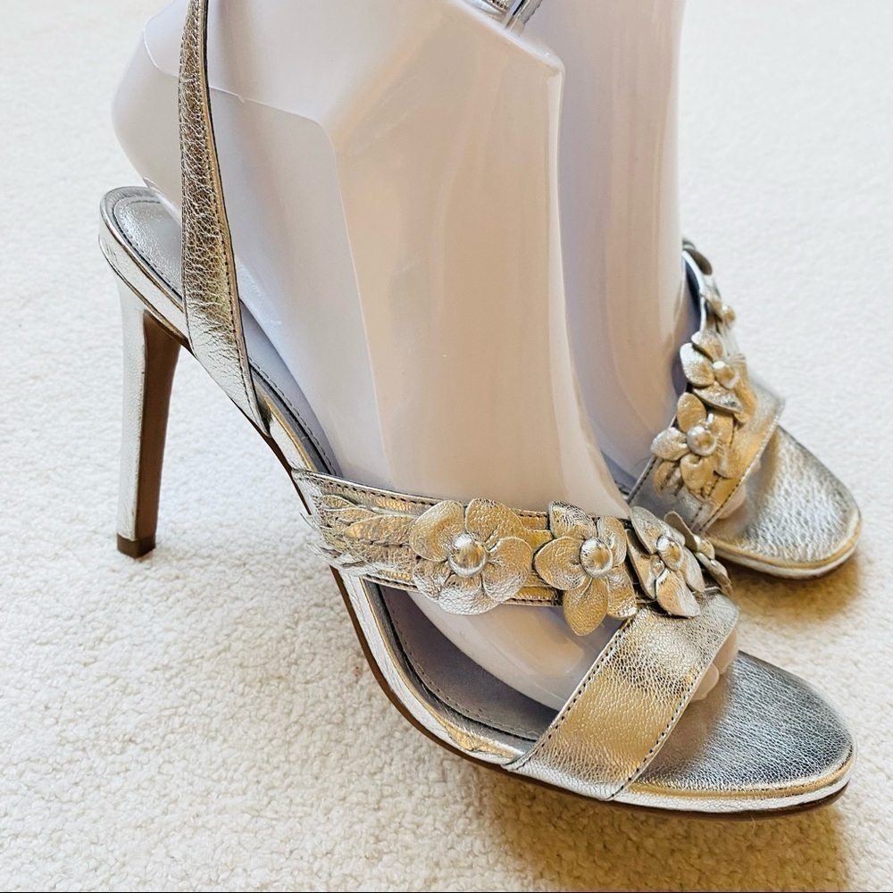 Michael Kors leather sandals size 6.5 new - Picture 2 of 15